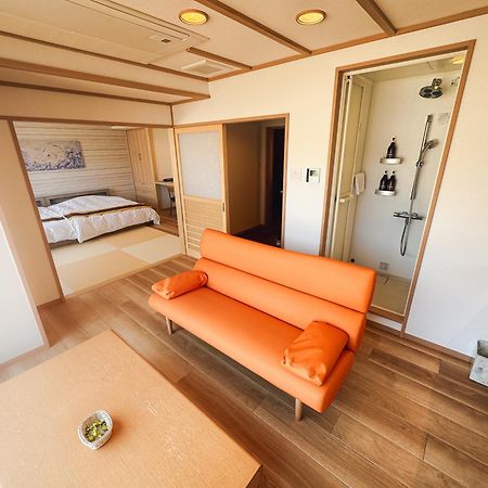 Aburaya Tousen Hotel Yamanouchi  Exterior photo