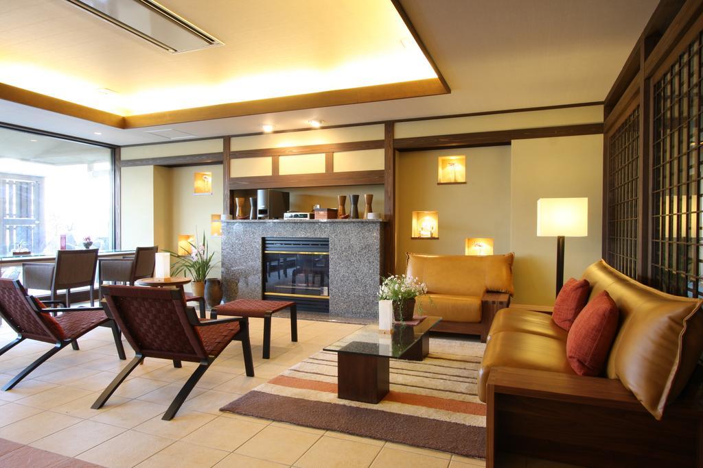 Aburaya Tousen Hotel Yamanouchi  Exterior photo
