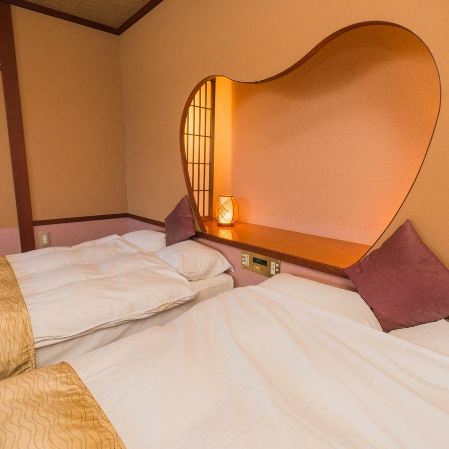 Aburaya Tousen Hotel Yamanouchi  Exterior photo