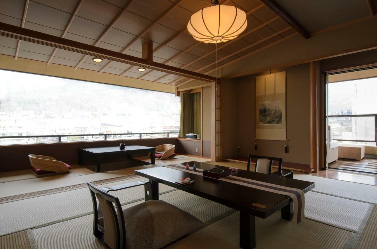 Aburaya Tousen Hotel Yamanouchi  Exterior photo