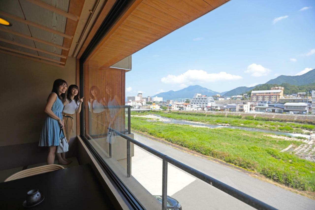 Aburaya Tousen Hotel Yamanouchi  Exterior photo